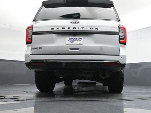 Used 2022 Ford Expedition Limited AWD/4WD image 34