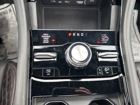 Used 2024 Jeep Grand Cherokee Summit w/ Luxury Tech Group V image 88