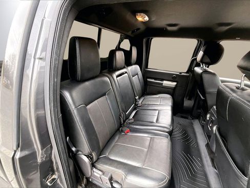 Used 2015 Ford F250 Lariat w/ Chrome Package image 22