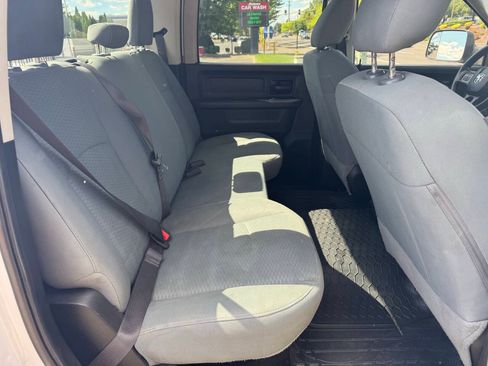 Used 2018 RAM 3500 Tradesman w/ Chrome Appearance Group AWD/4WD image 10