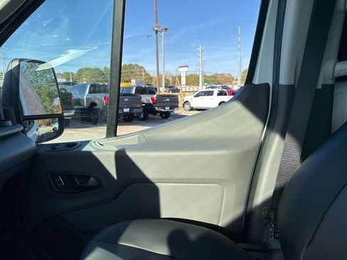 New 2026 Ford Transit 150 Low Roof w/ Load Area Protection Package image 31