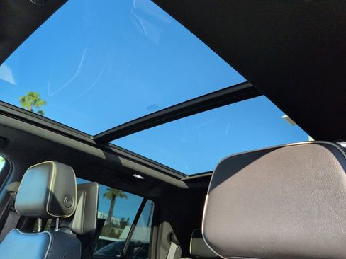 Certified 2023 Chevrolet Tahoe Premier w/ Advanced Technology Package image 7