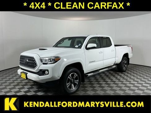 Used 2018 Toyota Tacoma TRD Sport AWD/4WD image 1