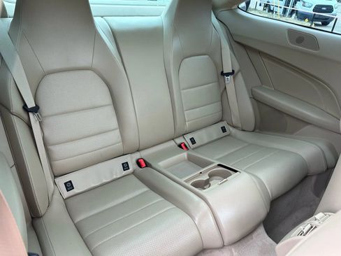 Used 2013 Mercedes-Benz C 250 Coupe image 21