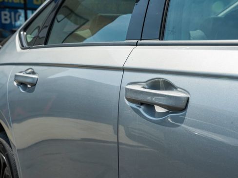 Certified 2025 Honda Accord SE image 11