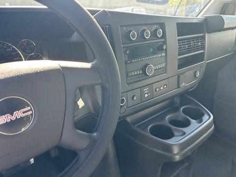 Used 2020 GMC Savana 4500 w/ Power Convenience Package RWD image 13
