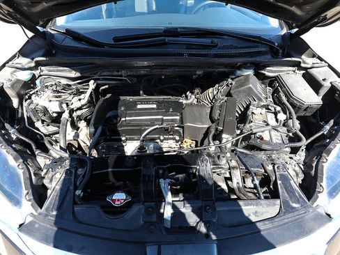 Used 2016 Honda CR-V Touring image 21