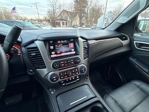 Used 2015 GMC Yukon XL Denali w/ Premium Package image 22
