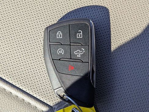 Used 2024 GMC Sierra 1500 SLT w/ SLT Premium Package image 31