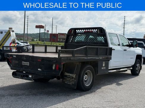 Used 2017 Chevrolet Silverado 3500 W/T w/ WT Convenience Package AWD/4WD image 9