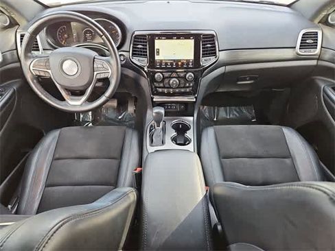 Used 2020 Jeep Grand Cherokee Altitude image 16