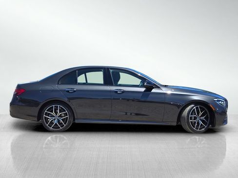 Used 2021 Mercedes-Benz E 350 Sedan image 4