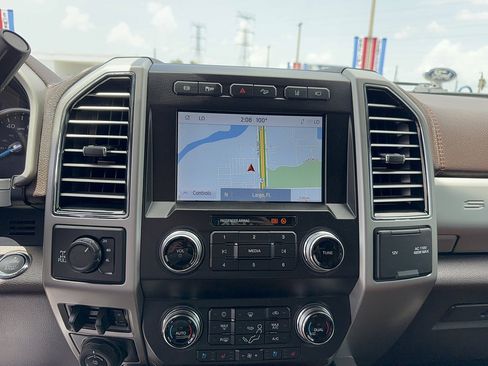 Used 2021 Ford F250 King Ranch w/ King Ranch Ultimate Package AWD/4WD image 23