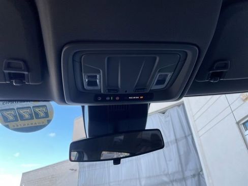 Used 2022 Chevrolet Silverado 1500 LT image 15