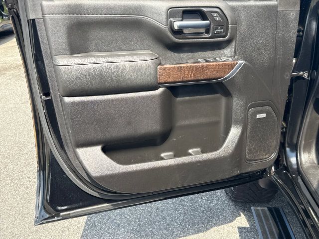 Used 2022 GMC Sierra 2500 Denali AWD/4WD image 10