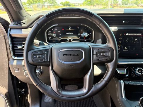 Used 2025 GMC Sierra 1500 Denali Ultimate AWD/4WD image 22
