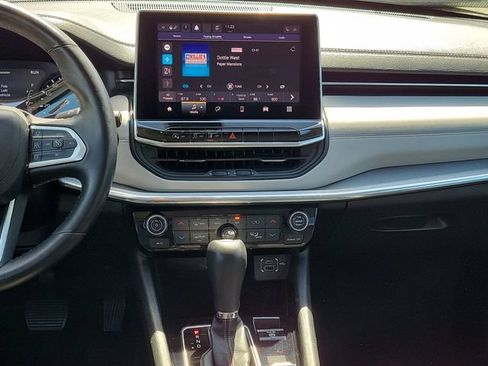Used 2022 Jeep Compass Limited AWD/4WD image 21