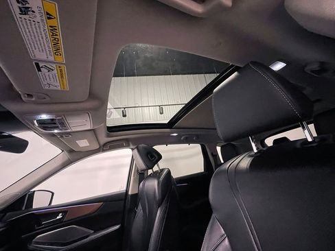 Used 2022 Acura MDX SH-AWD w/ Technology Package image 23