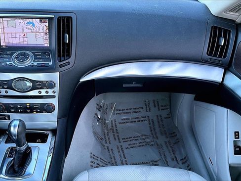 Used 2013 INFINITI G37 x w/ Premium Pkg image 26