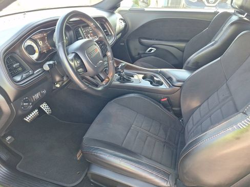 Used 2020 Dodge Challenger R/T Scat Pack RWD image 16