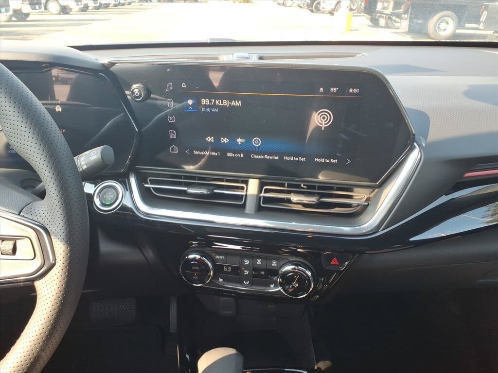 New 2026 Chevrolet Trax RS w/ Driver Confidence Package FWD image 22