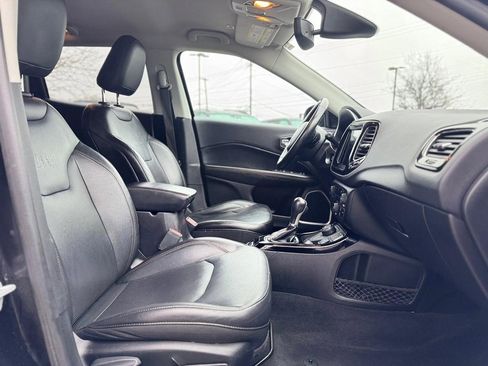 Used 2018 Jeep Compass Limited image 18