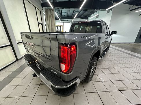 Certified 2021 GMC Sierra 1500 SLE AWD/4WD image 12