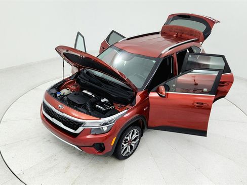 Used 2021 Kia Seltos S AWD/4WD image 21