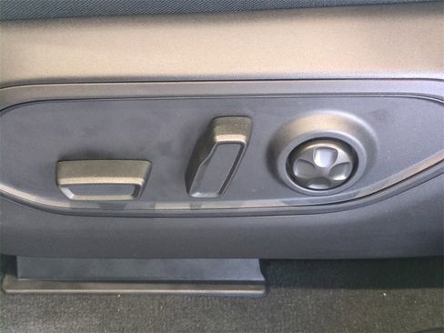 New 2025 Jeep Grand Cherokee Limited image 21