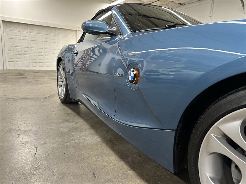 Used 2003 BMW Z4 3.0i RWD image 40