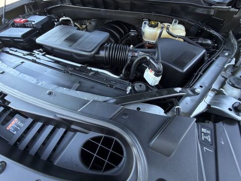 Used 2022 Chevrolet Tahoe RST w/ Luxury Package image 35