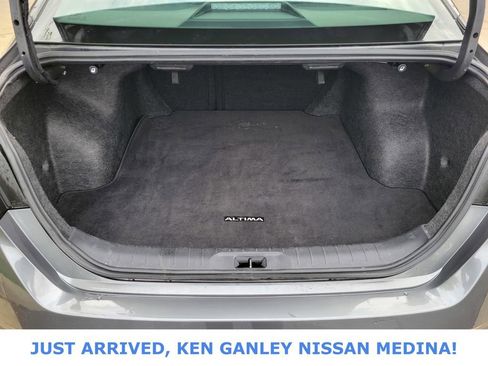 Certified 2025 Nissan Altima 2.5 SV image 17
