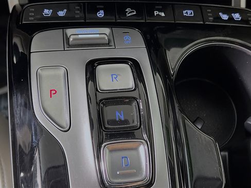 Used 2024 Hyundai Tucson Limited image 24