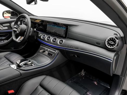 Used 2023 Mercedes-Benz E 450 Cabriolet image 12