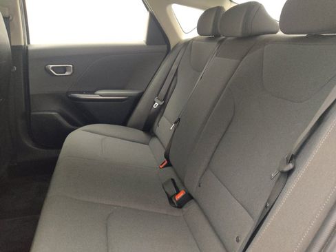 Used 2025 Kia K4 FWD image 18