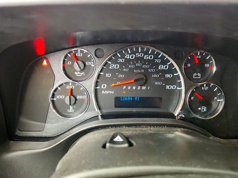 Used 2025 GMC Savana 2500 w/ Driver Convenience Package RWD image 12