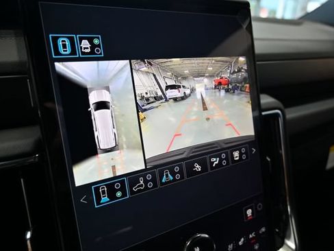 New 2026 GMC Yukon XL Denali w/ Denali Reserve Package AWD/4WD image 19