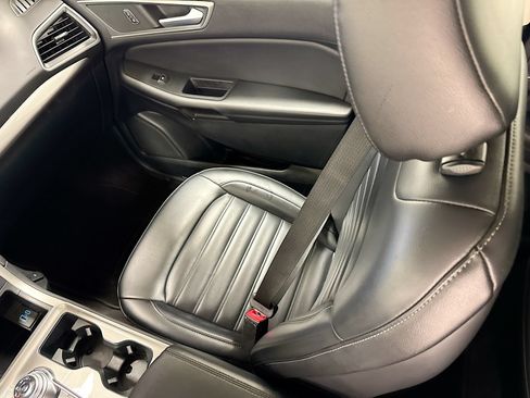 Used 2024 Ford Edge SEL AWD/4WD image 22