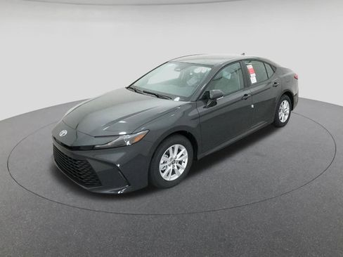 New 2026 Toyota Camry LE image 1