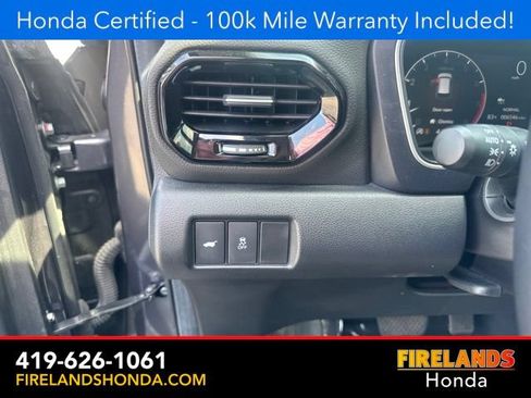 Certified 2025 Honda Pilot Touring image 16