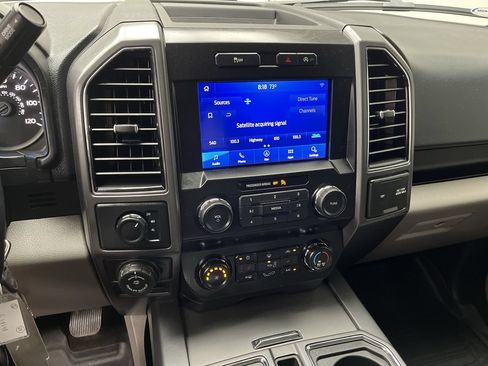 Used 2020 Ford F150 XLT w/ Equipment Group 302A Luxury AWD/4WD image 19