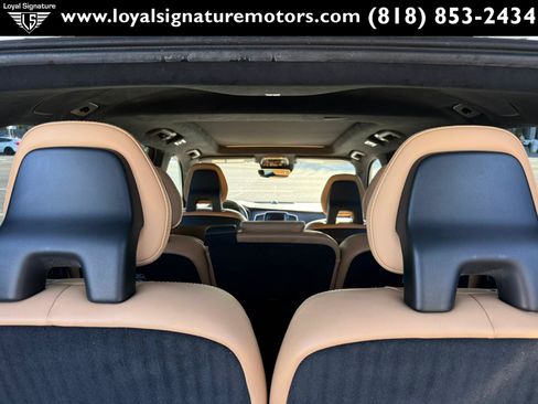 Used 2017 Volvo XC90 T8 Inscription w/ Luxury Package AWD/4WD image 11