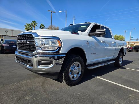 Used 2022 RAM 2500 Big Horn AWD/4WD image 2