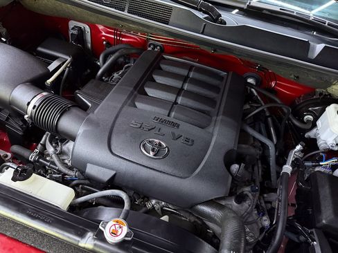 Used 2019 Toyota Tundra SR5 AWD/4WD image 27