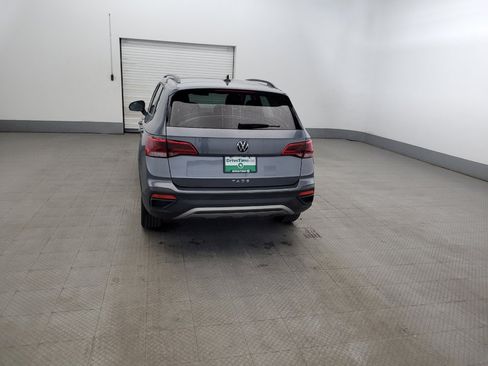 Used 2022 Volkswagen Taos S FWD image 6