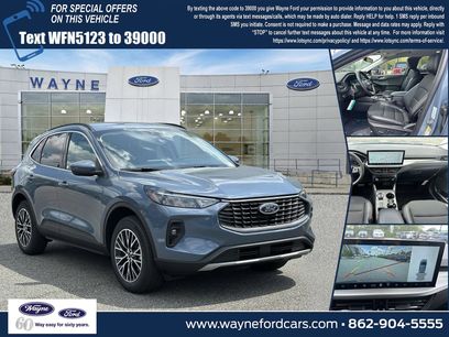 New 2025 Ford Escape SE