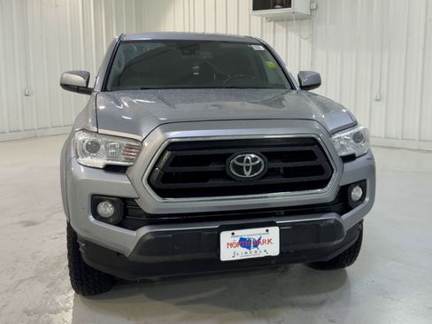 Used 2021 Toyota Tacoma SR5 image 4