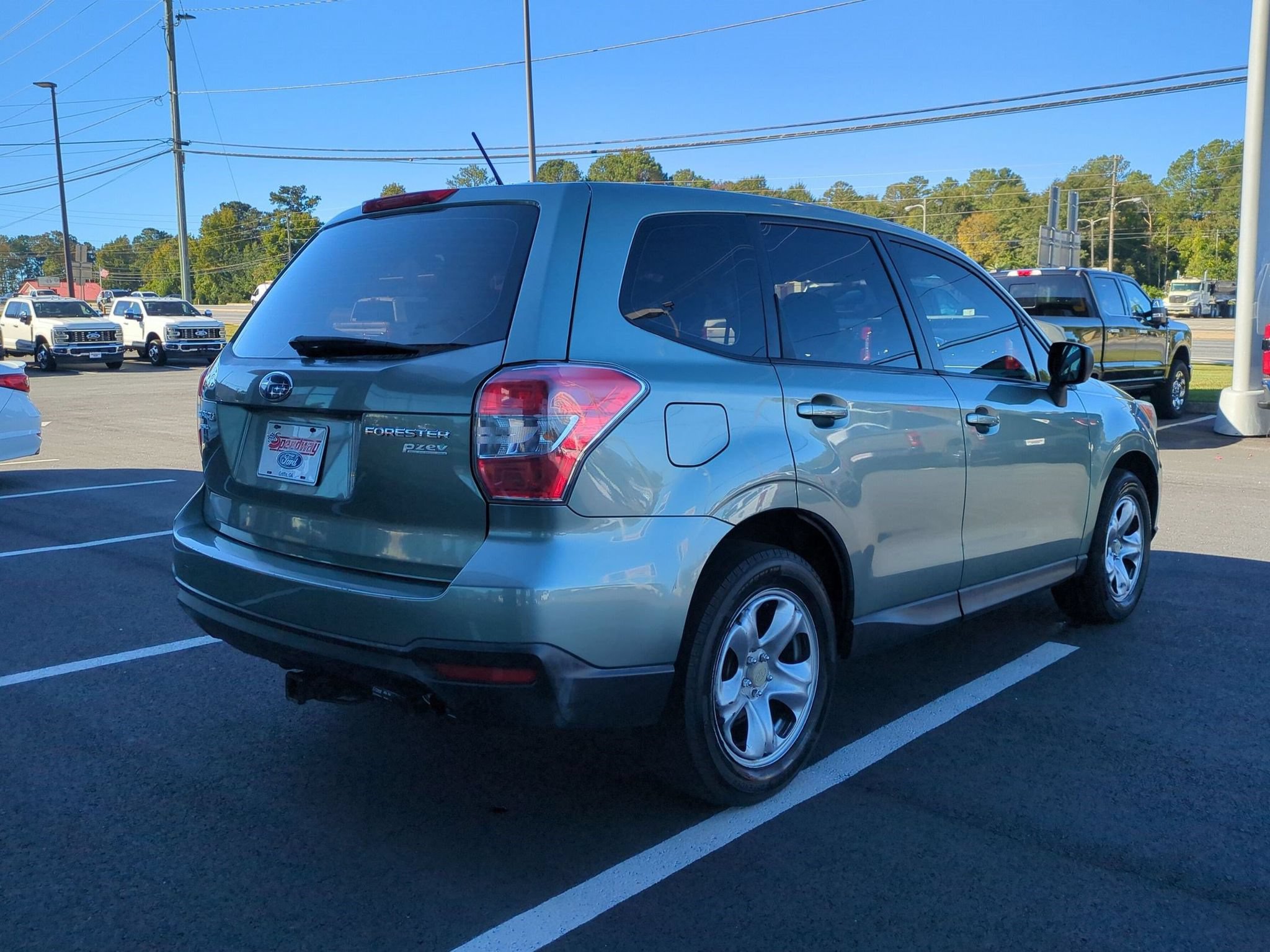 Used 2014 Subaru Forester 2.5i AWD/4WD image 5