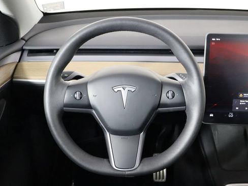 Used 2023 Tesla Model Y Performance AWD/4WD image 7
