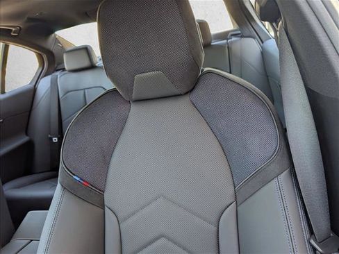 Used 2026 BMW i5 eDrive40 image 20